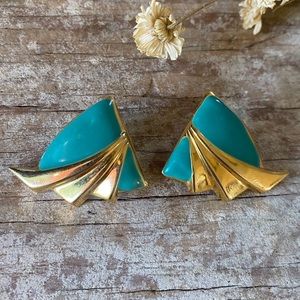 Vintage Blue Turquoise Gold Plate Stud Earrings 80s Costume Bright Colors Fan